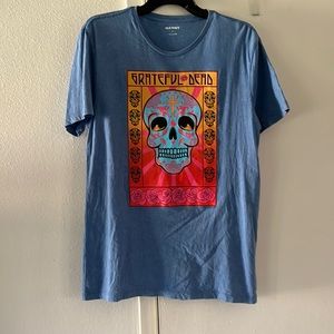 New without tags graphic tee